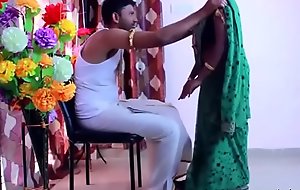 desimasala porn video - Servant aunty huge cleavage and hanging boobs romance