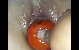 Cameltoe borracha tomate