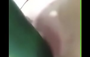 Mi amiga me manda video mientras se masturba