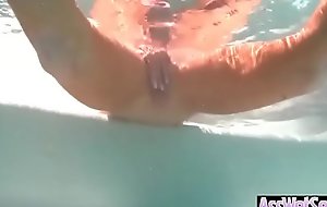 Curvy Big Oiled Butt Girl (Nikki Benz) Like Anal Dealings On Camera xxx fuck video 24
