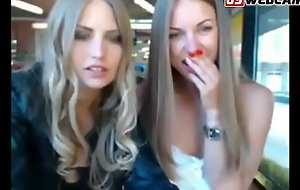 Hot Blonde Main Flashing Tits In Restaurant Webcam Show