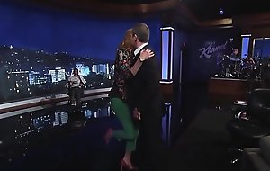 Nicole Kidman &hearts_ gives Jimmy Kimmel a lapdance