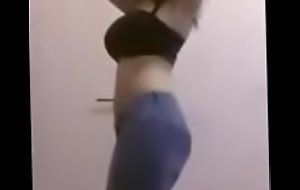 Curvy Armenian babe is turbulence her ass - TeenSexCam xnxx fuck video