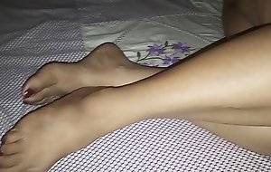 Desi Bhabi X-rated  legs with an increment of hips