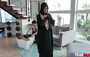 Cock MILF In Hijab Fucks Repairman- Kylie Kingston