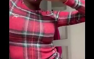 Asian Doll twerks Her juicy plum ass cheeks on Instagram live to her new song along with wonderful mouth movements