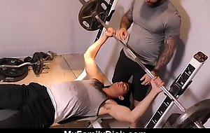 Older Tattooed Muscle Daddy Coaches Virgin Stepson On Thick Cock
