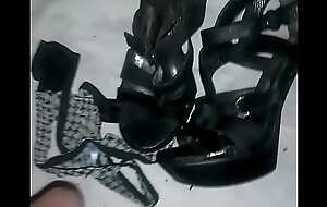 Cogiendo tacones de Sam  shoejob black high heels