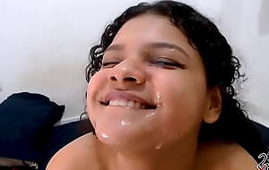 Mi primita me visita en casa para llenarle la cara de leche 2/2. Diana Marquez-INSTAGRAM: THE.2001.XPERIENCE