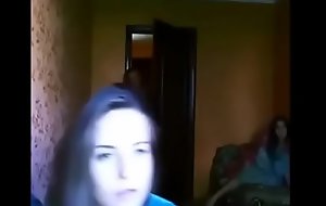 teen sisters evil-smelling in act away from dad