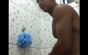 Boy Dotado no Banho