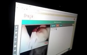 joven colombiano hace masturbar rusa tetona en omegle